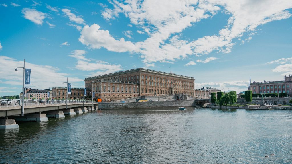 Stockholm Palace and a bridge over the water in central Stockholm